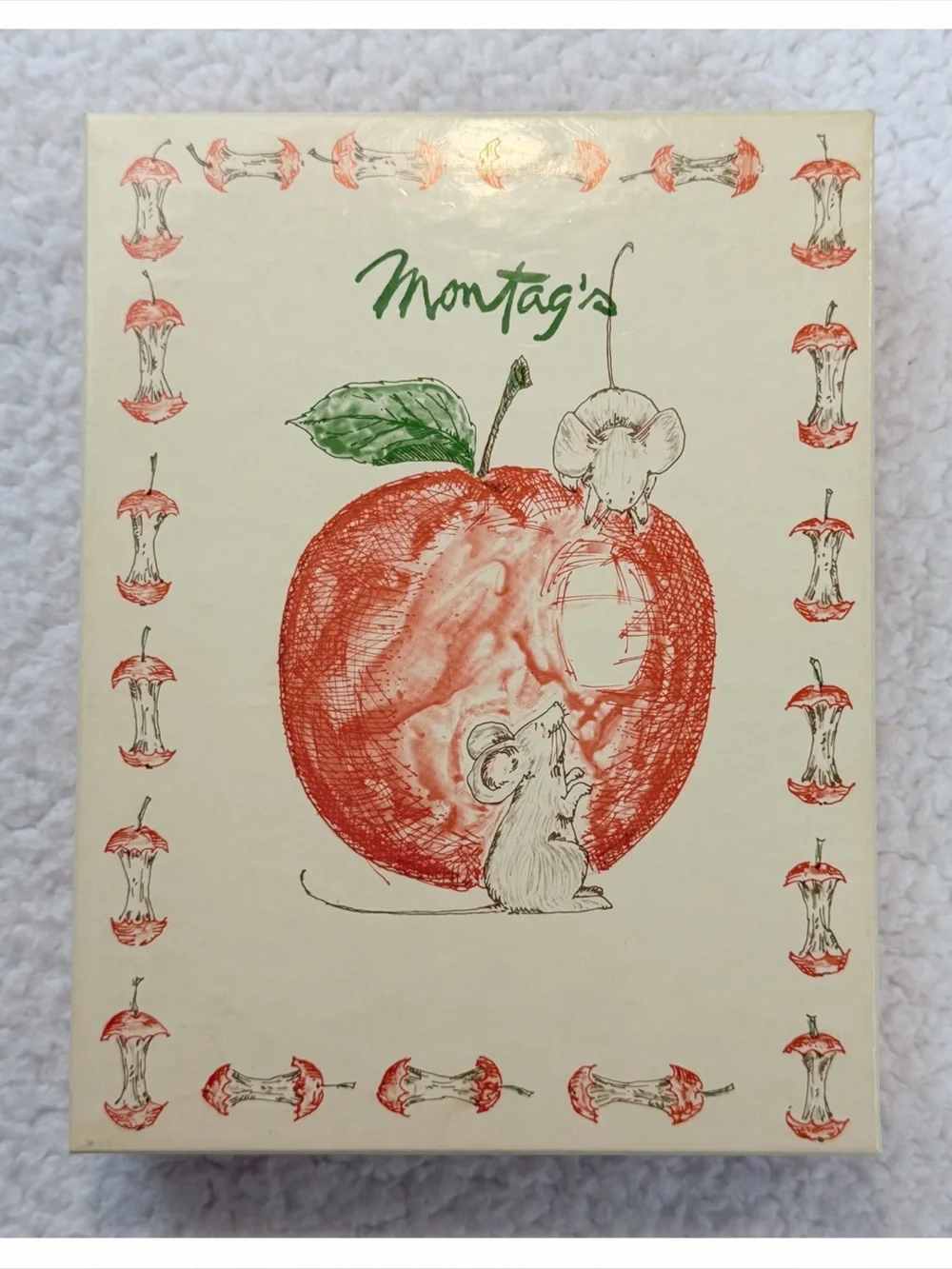 (NIB) MONTAG’S • Vintage 